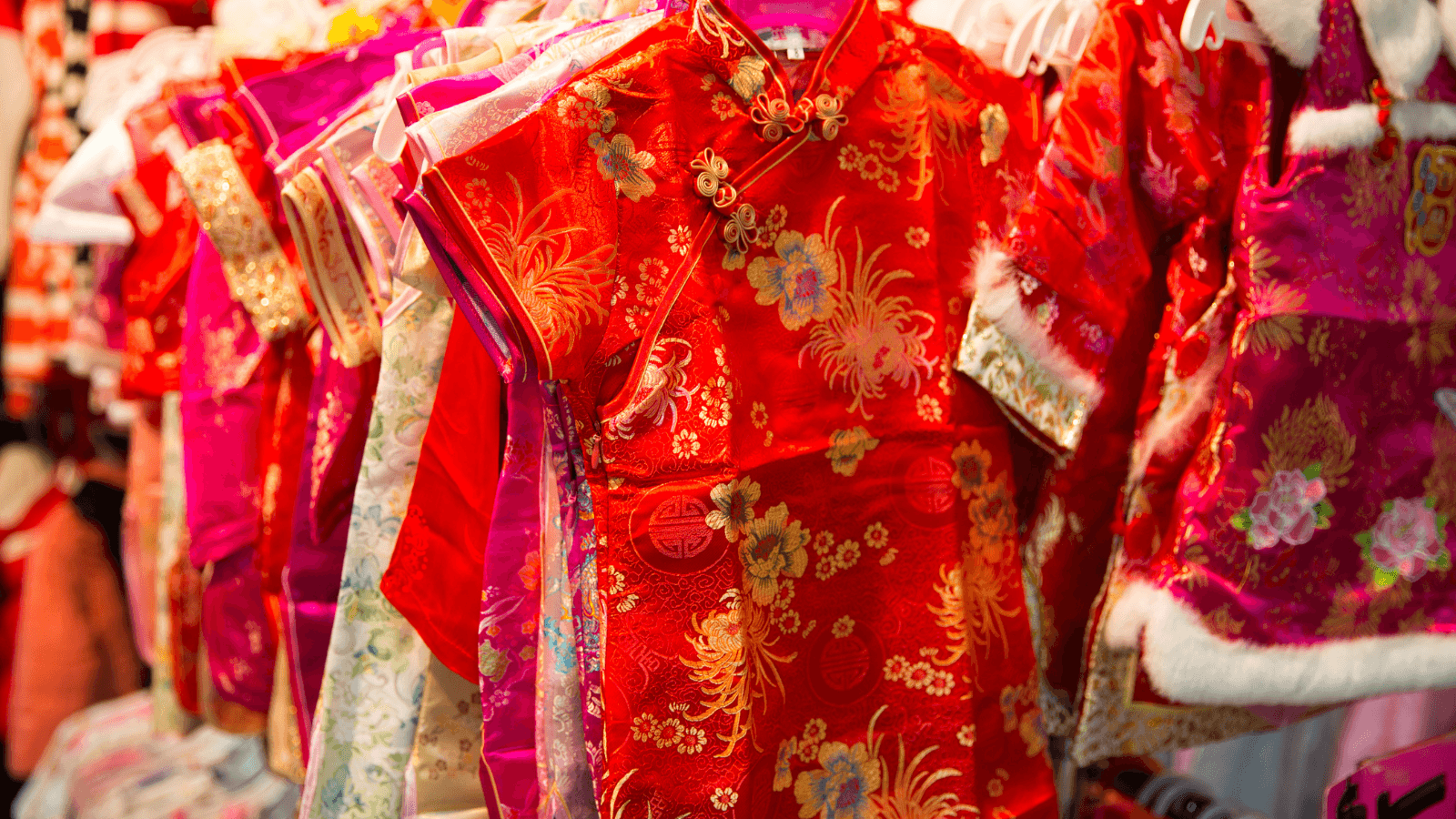 Cửa hàng tơ lụa Quế Lâm.