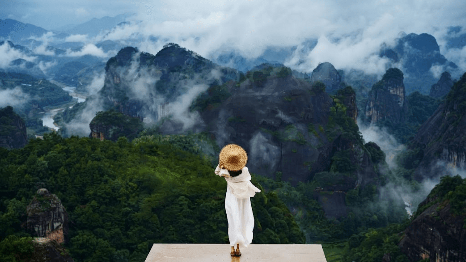 Đỉnh Thiên Du