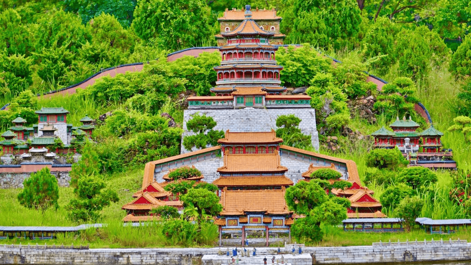 Làng văn hoá các dân tộc Trung Hoa