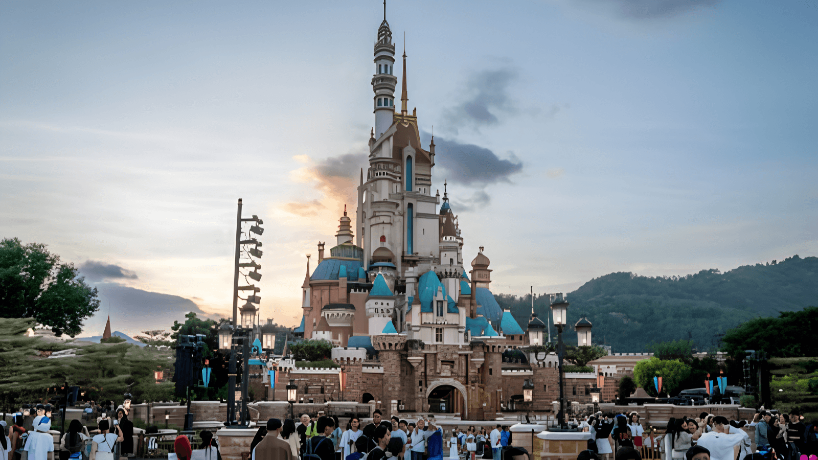 Tour Trung Quốc 5 Ngày 4 Đêm: Hongkong - Disneyland - Thẩm Quyến - Quảng Châu - ảnh 17