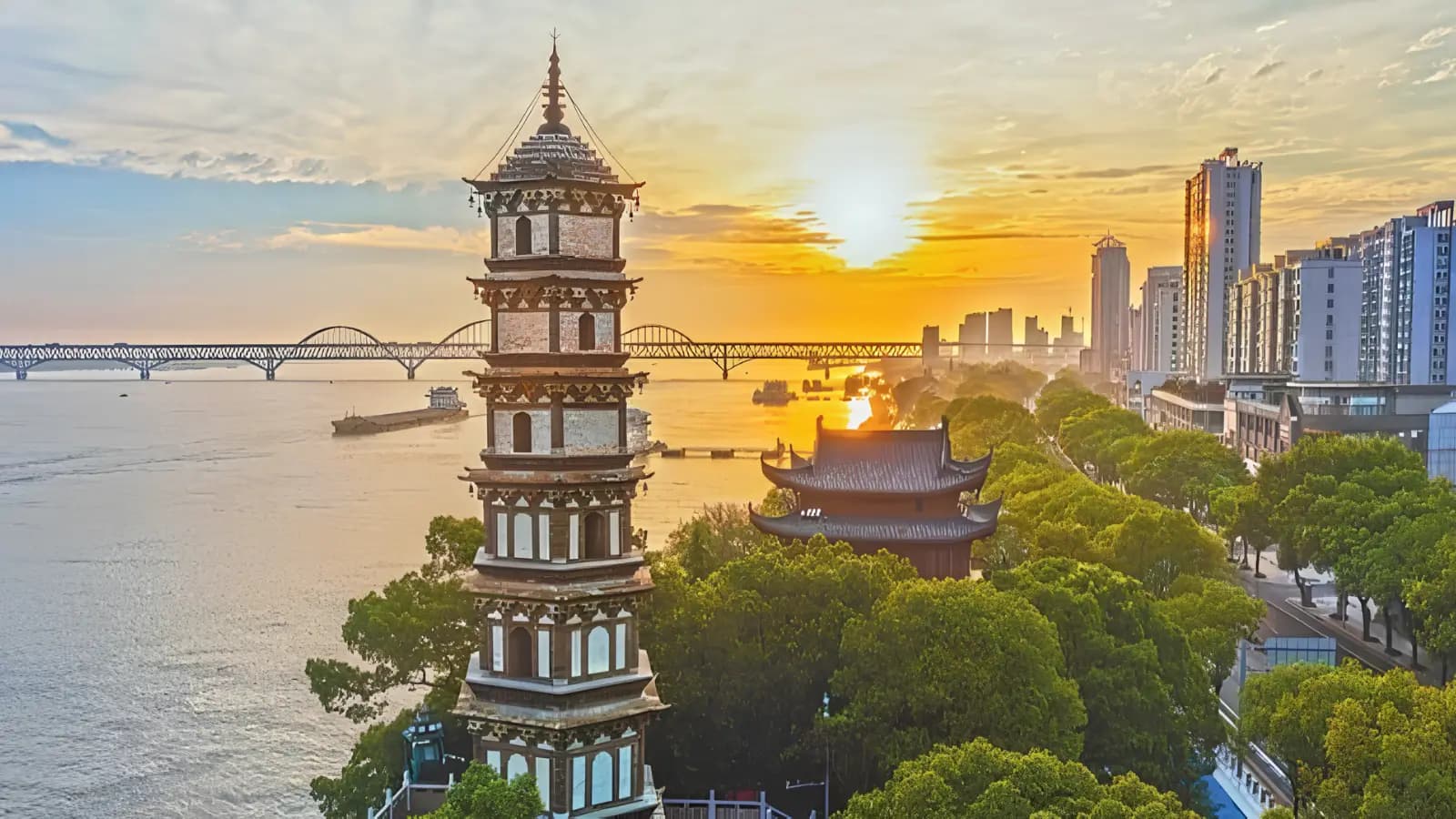 Tour Giang Tây 7 ngày 6 đêm : Vọng Tiên Cốc – Hoàng Lĩnh – Vũ Di Sơn - ảnh 3