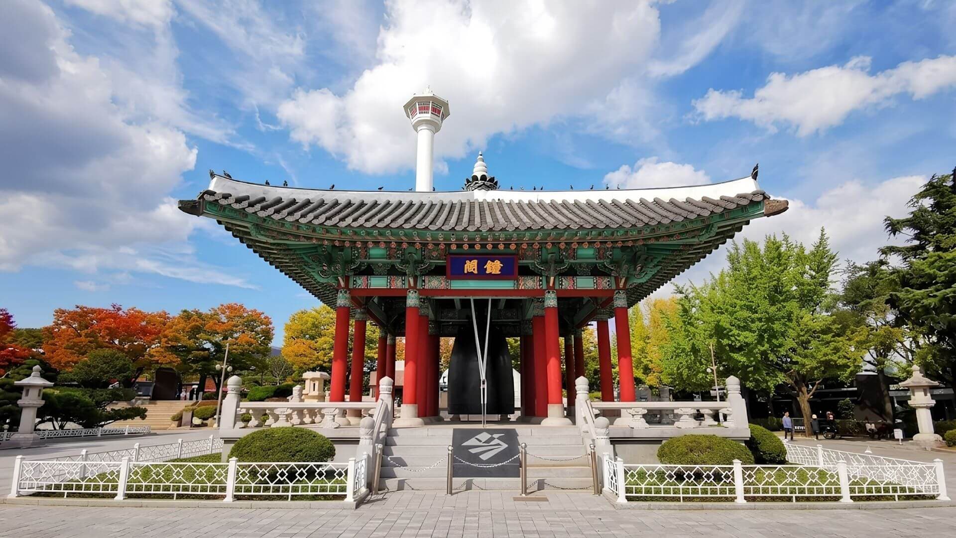Ngày 2: Trùng Khánh (Ăn sáng, trưa, tối)