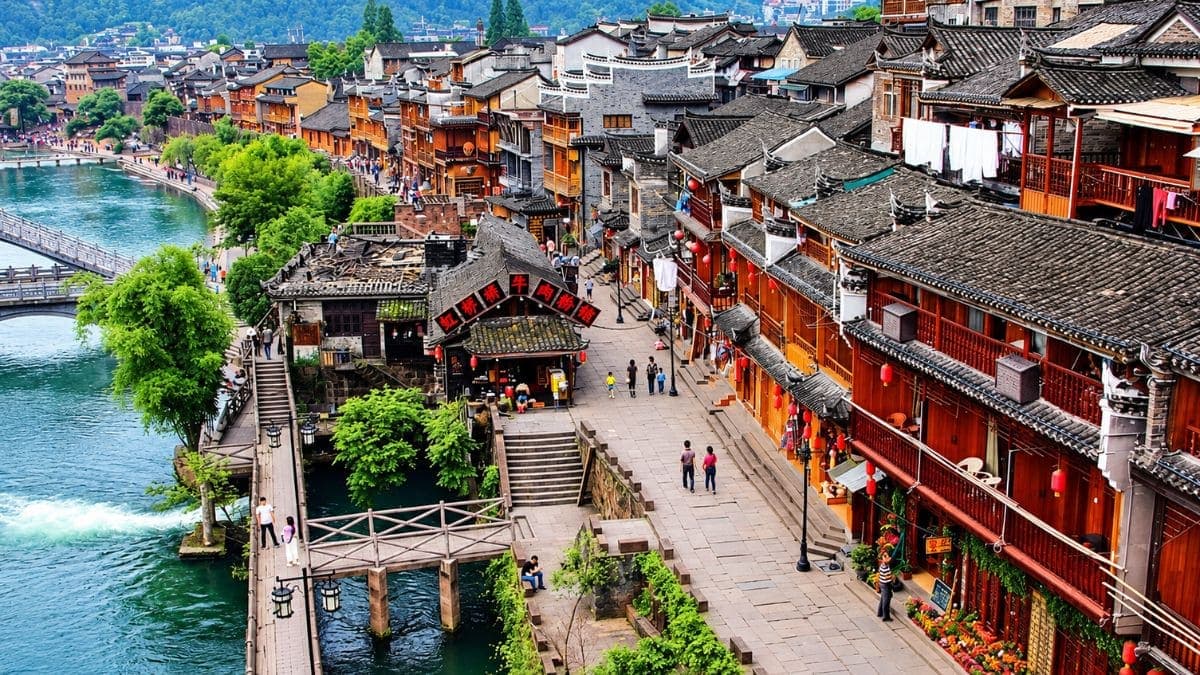 Tour Trương Gia Giới - Phượng Hoàng Cổ Trấn - Vũ Lăng Nguyên 5 ngày 4 đêm - ảnh 2