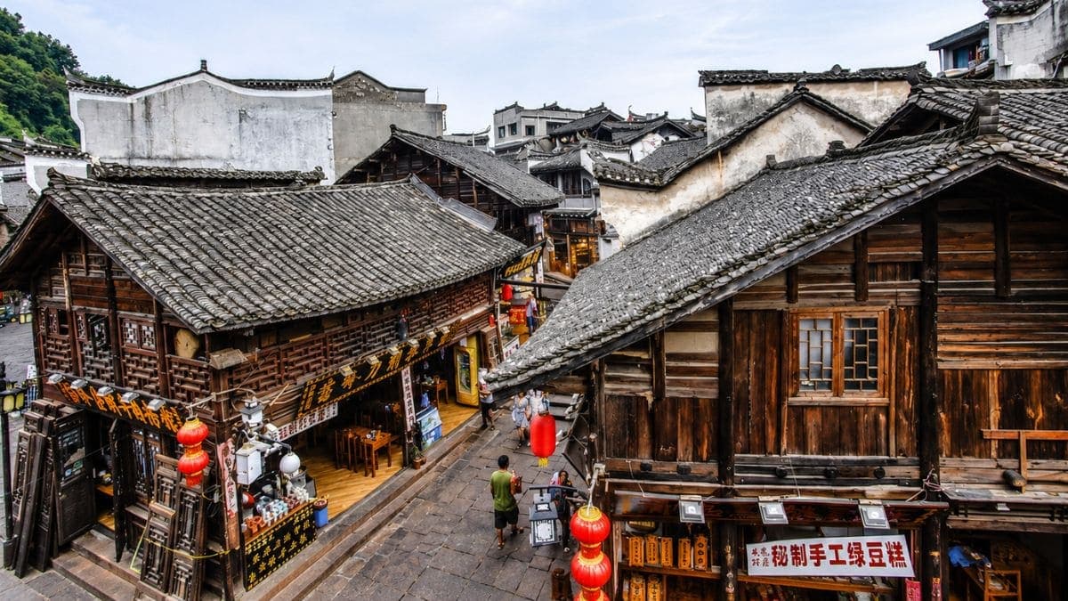 Tour Trương Gia Giới - Phượng Hoàng Cổ Trấn - Vũ Lăng Nguyên 5 ngày 4 đêm - ảnh 3