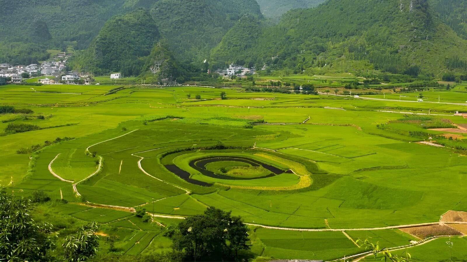 Tour Trung Quốc 5 Ngày 5 Đêm: Trung Quốc (Quý Dương - Hưng Nghĩa - Bàn Châu - Tây Giang) - ảnh 8