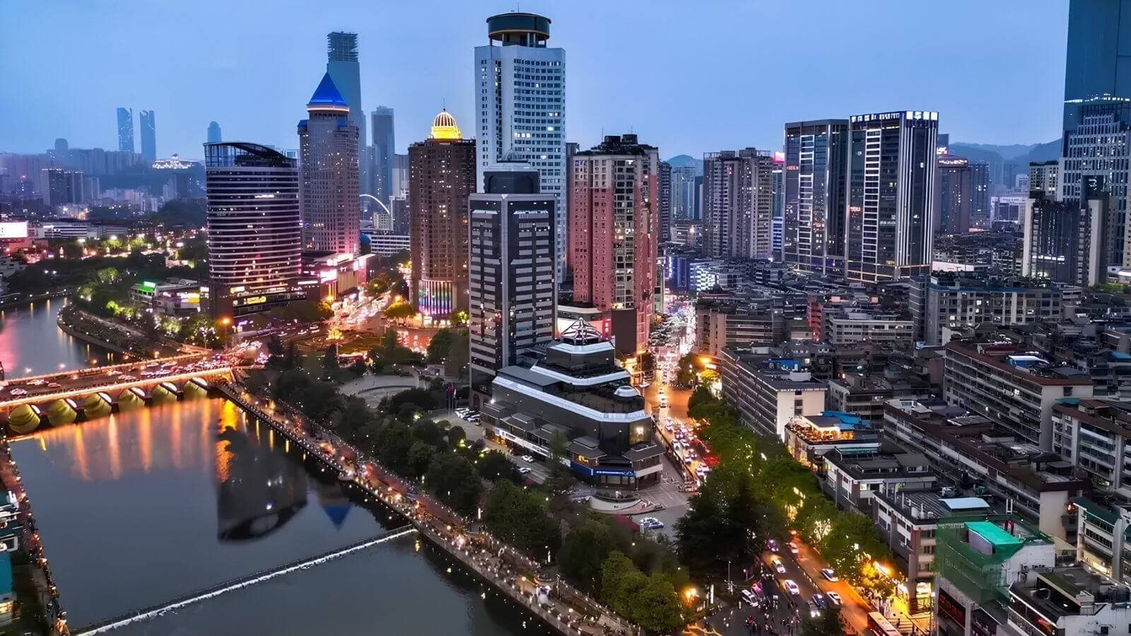 Tour Trung Quốc 5 Ngày 5 Đêm: Trung Quốc (Quý Dương - Hưng Nghĩa - Bàn Châu - Tây Giang) - ảnh 7