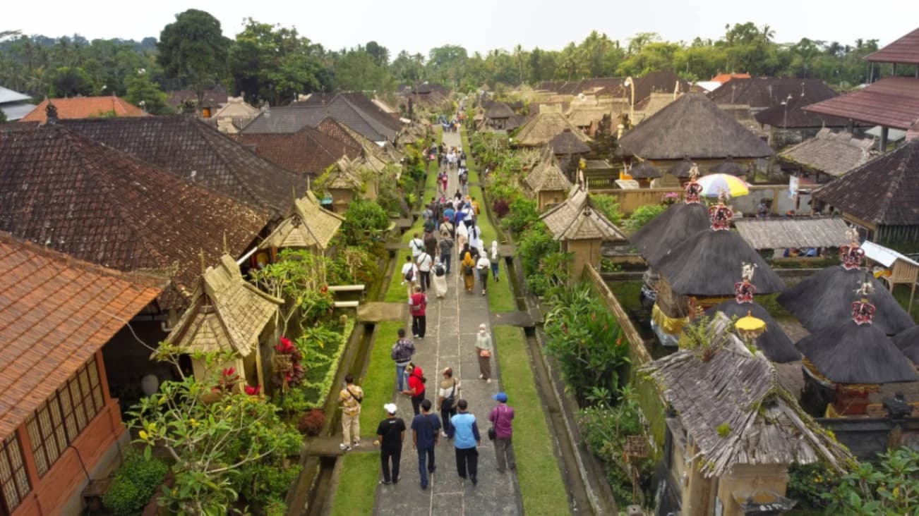 Nhóm bạn