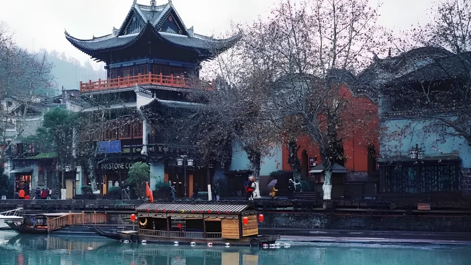 Gia đình có trẻ nhỏ