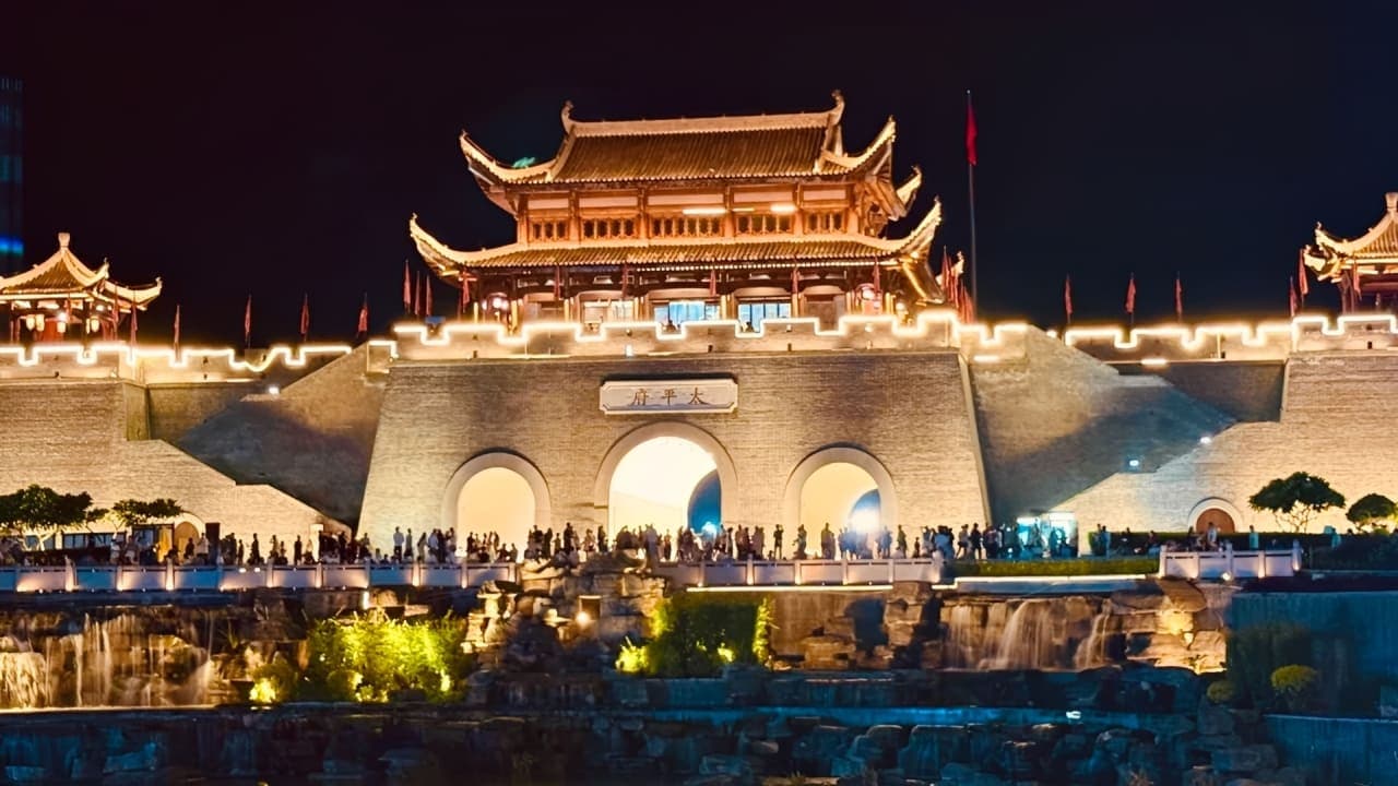 Tour Trung Quốc Mùa Thu 5 Ngày 4 Đêm: Thái Bình Cổ Trấn