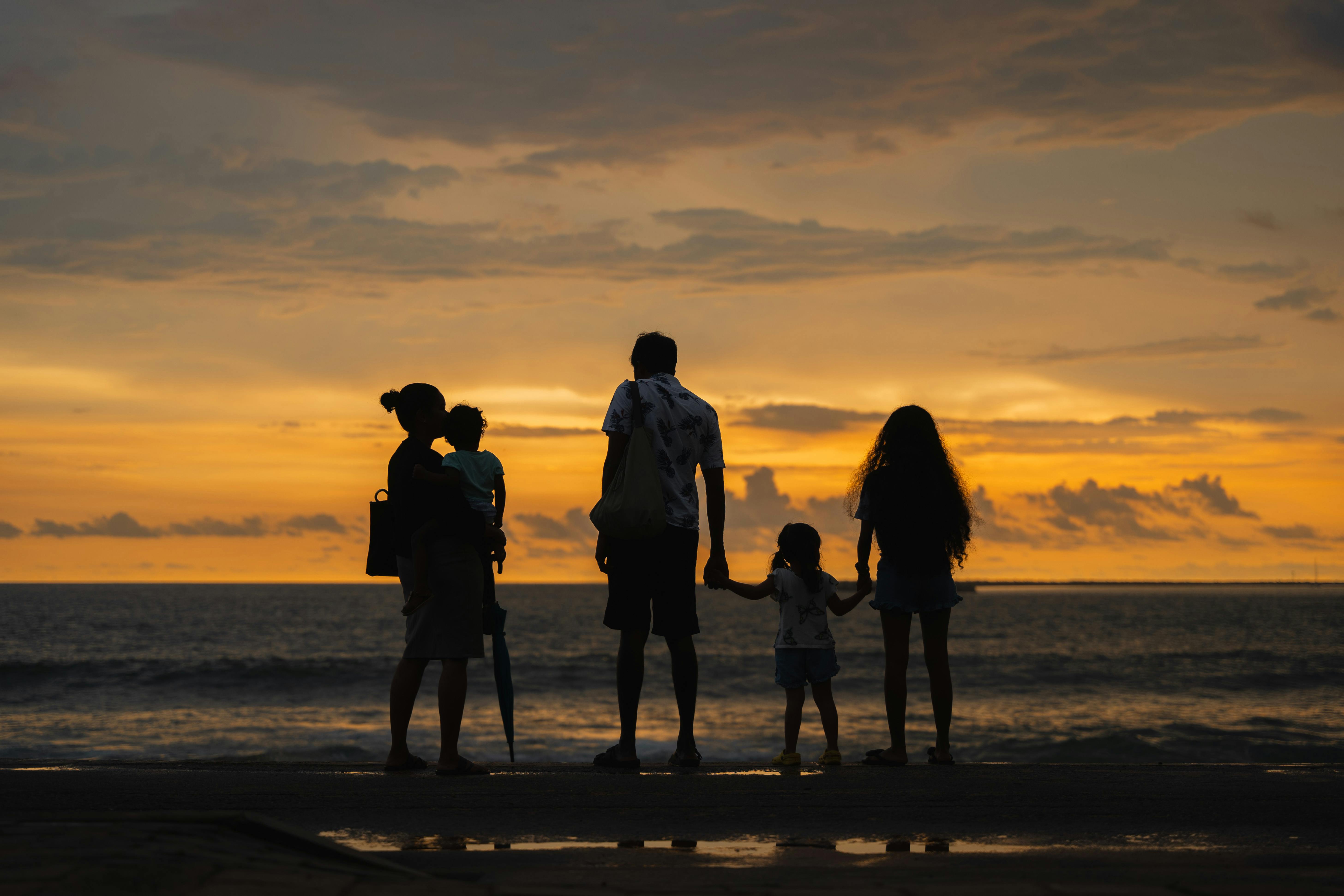 Premium Vietnam Family Tour Package 7D6N Hanoi – Halong – Da Nang – Phu Quoc